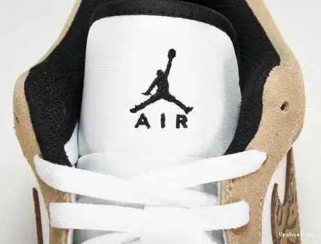 Brown Jordan DZ4130-201 Low  SE Elephant DZ4130-201 1 0428